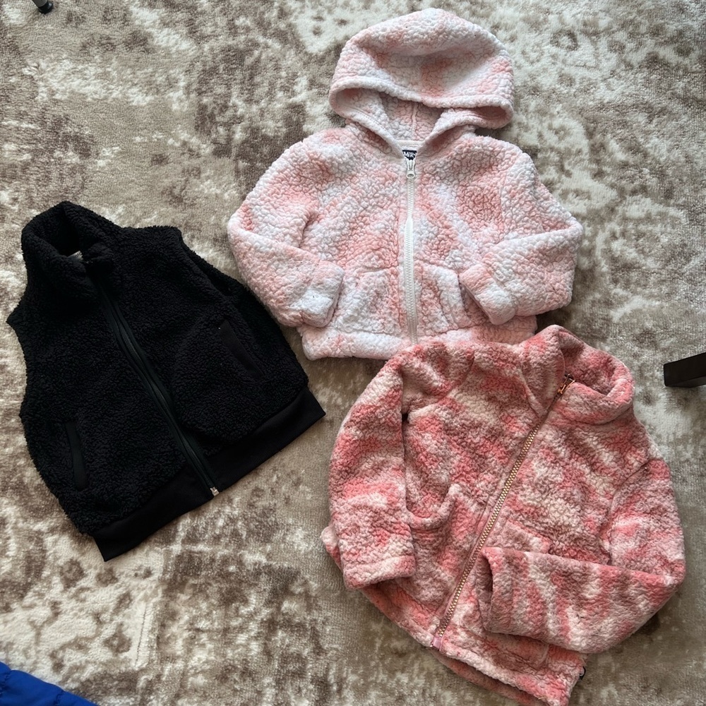 Bundle of 3 Girls Sherpa Hoodies and Vest Sweatshirt Size 4/4T